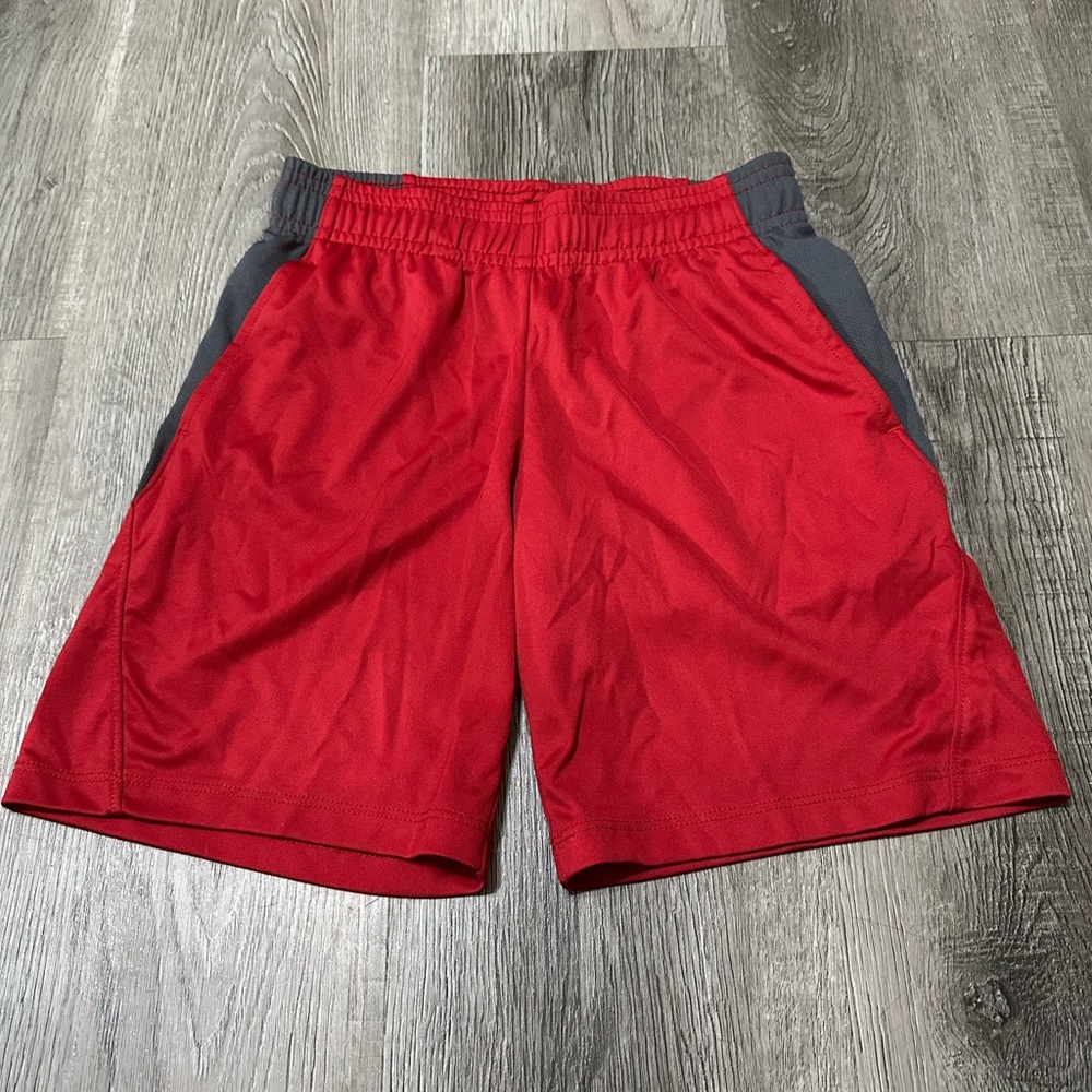 All in Motion Crimson Active Shorts Size 6/7